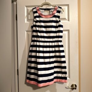Vineyard Vine Ladies Dress Navy and White Striped Dress with Pink. Size 6